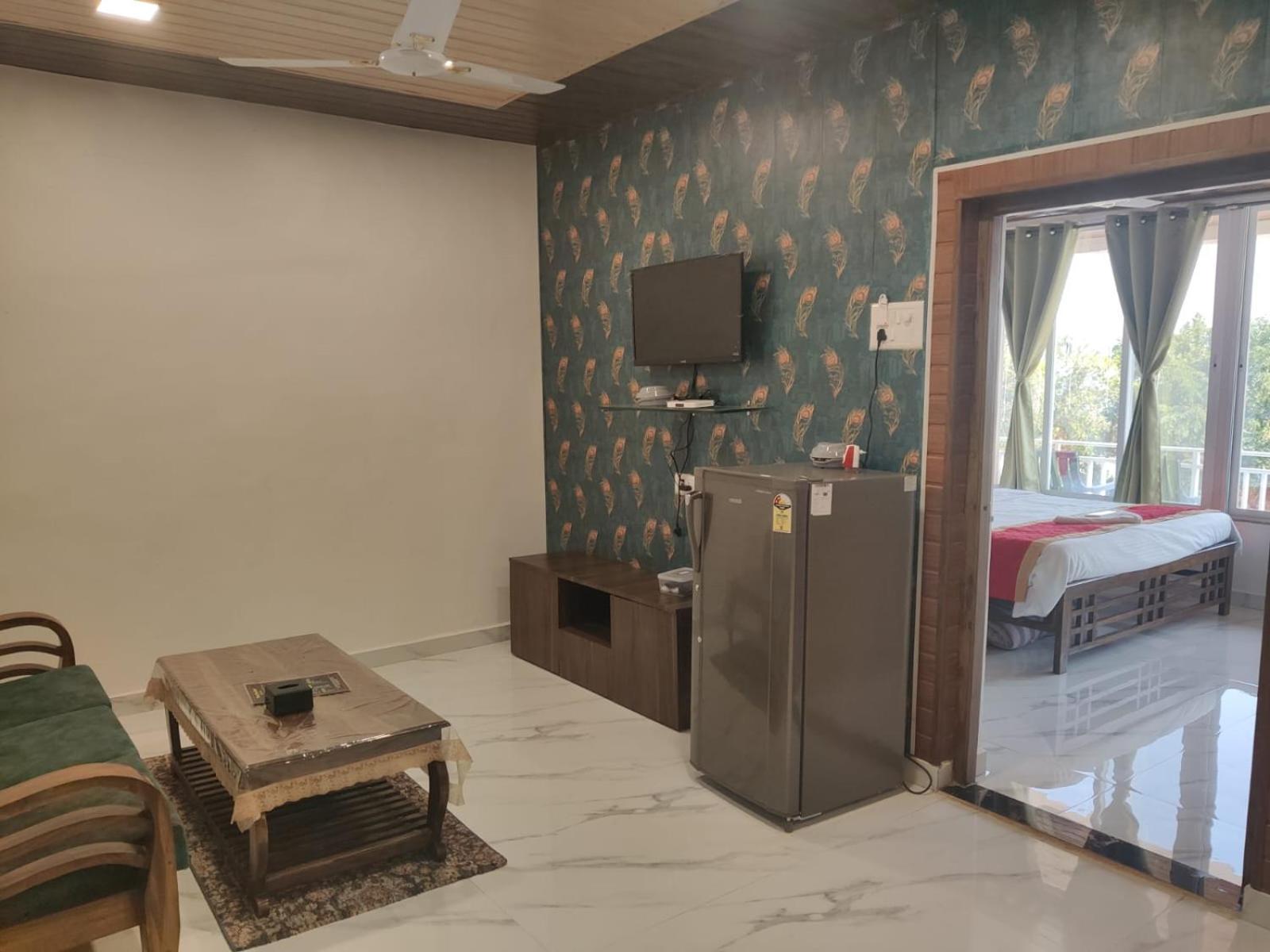 Whitehouse Homestay By Oxystays Hospitality Alībāg Eksteriør bilde