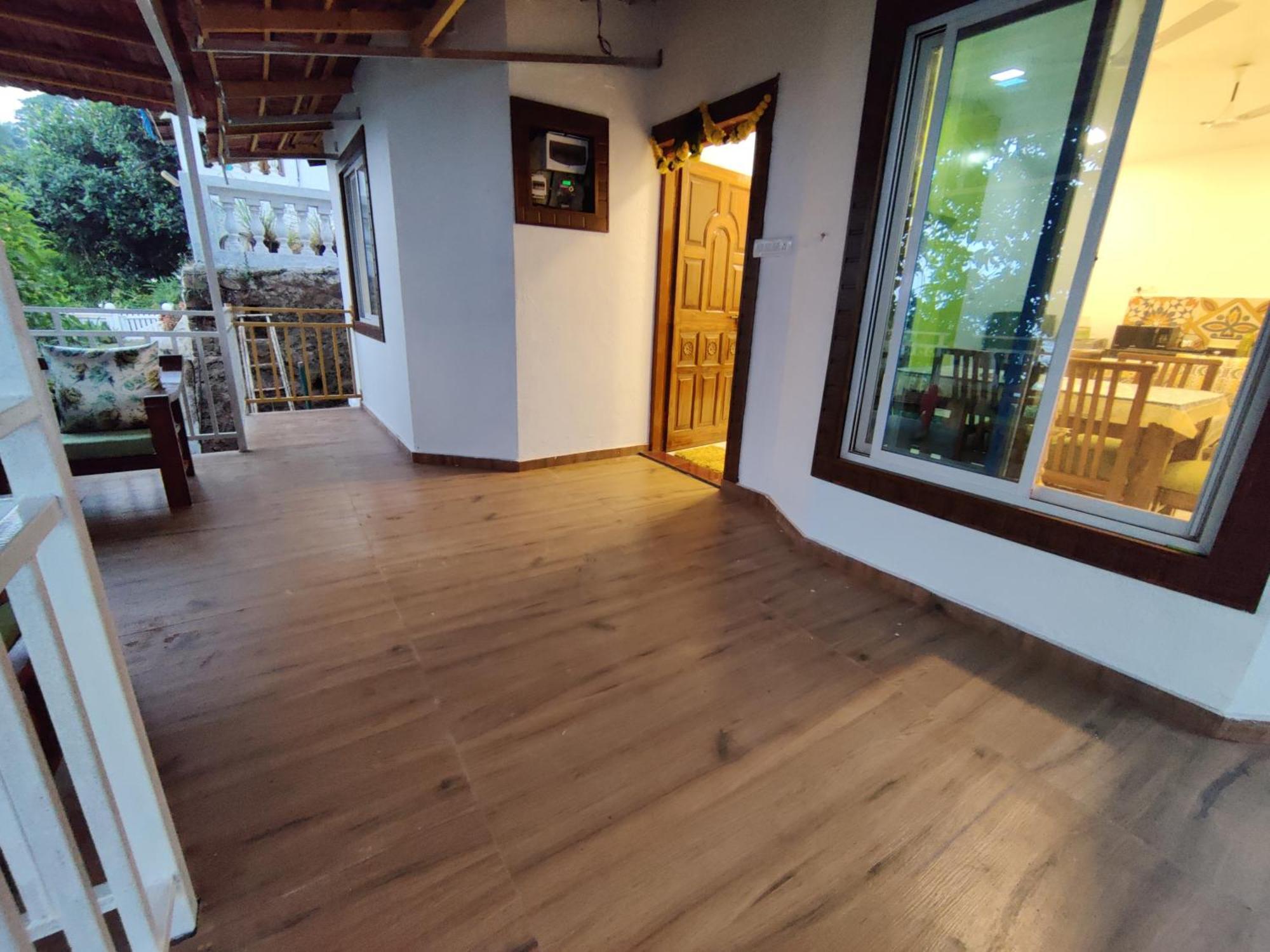 Whitehouse Homestay By Oxystays Hospitality Alībāg Rom bilde